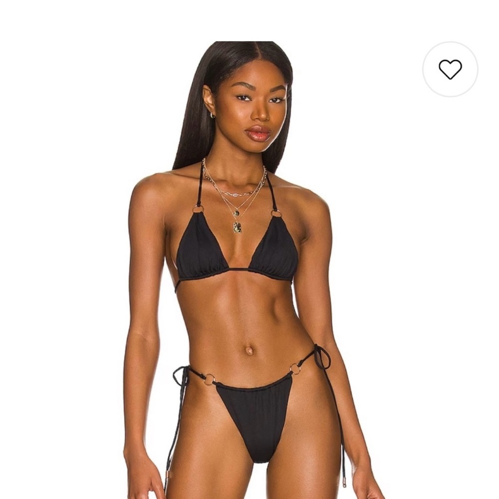 Indah Cherrie Bikini top